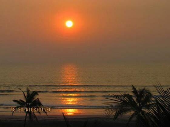 Beachfront Villas - Photo2