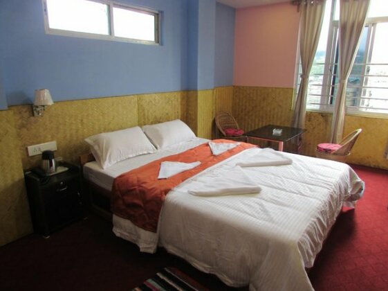OYO 29329 Lookboong Hotel - Photo2