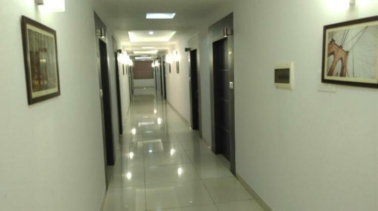 The Raj Palace - Photo4