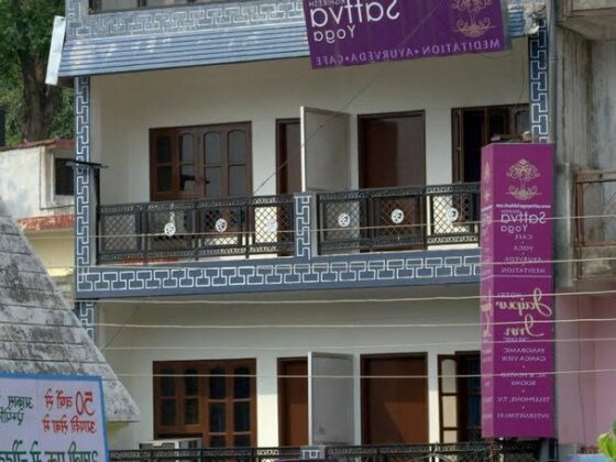 Hotel Jaipur Inn Rishikesh