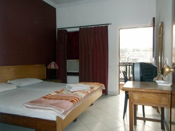 Hotel Jaipur Inn - Photo4