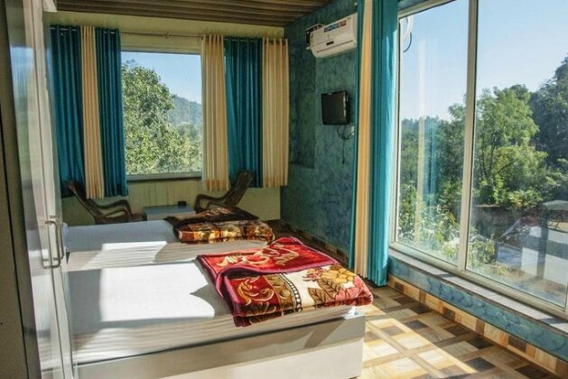 Hotel Laxman Jhula Regency - Photo2