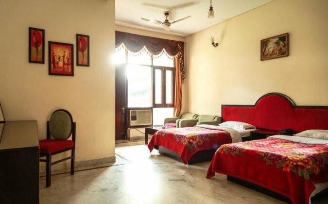 Hotel Neeraj Bhavan - Photo2