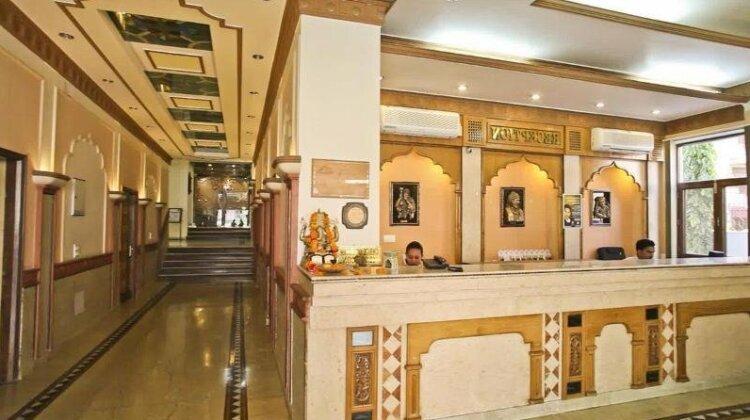Hotel Vasundhara Palace - Photo3