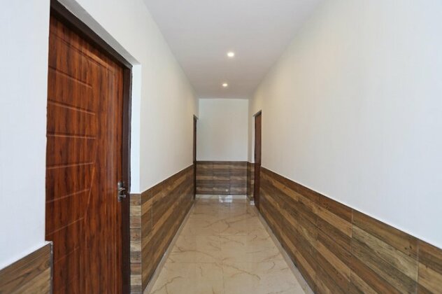 OYO 39828 Hotel Aradhya Gange Residency - Photo2