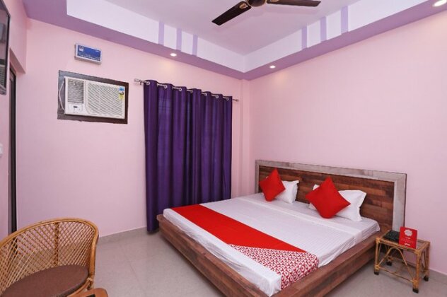 OYO 39828 Hotel Aradhya Gange Residency - Photo5