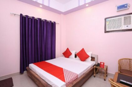 OYO 39828 Hotel Aradhya Gange Residency