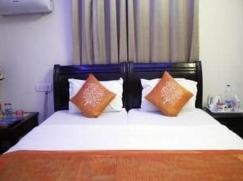 OYO 780 Hotel Nirvana Palace Rishikesh
