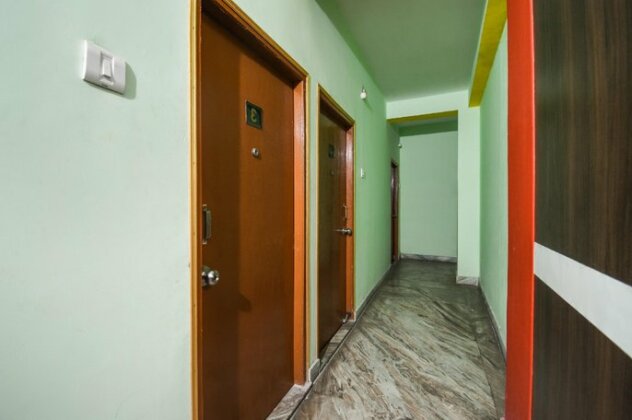 OYO 65779 Green Guest House - Photo4