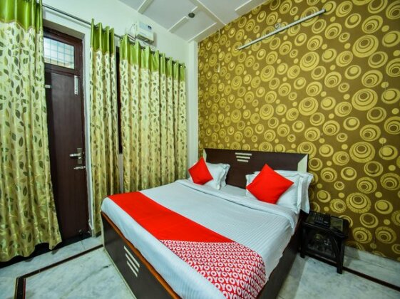 OYO 27028 Hotel Sai Palace - Photo2