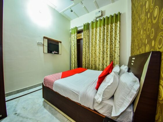 OYO 27028 Hotel Sai Palace - Photo5