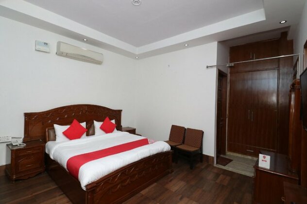 OYO 27055 Love Guest House - Photo5