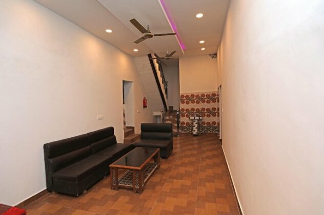 OYO 33001 Hotel Ab Residency - Photo3