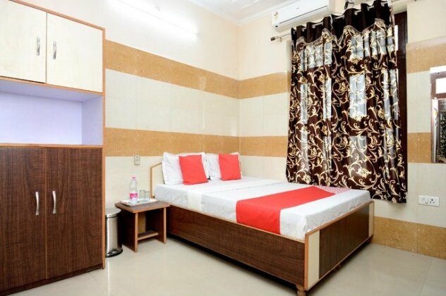 OYO 35871 Hotel Divine Light - Photo5