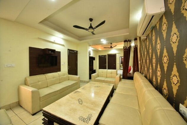 OYO 8950 Hotel Jhankar - Photo3