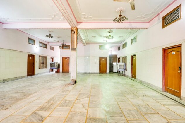 SPOT ON 45962 Surbhi Guest House - Photo2