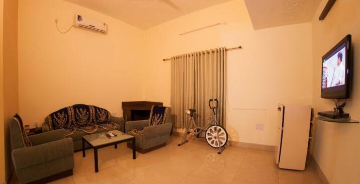 Hotel Radhika Regency - Photo5