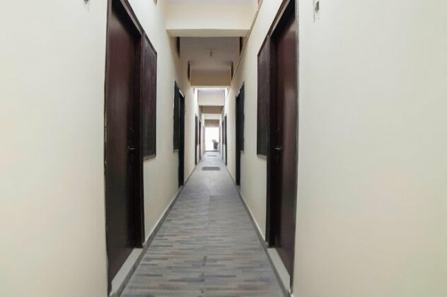 SPOT ON 67119 Hotel Shivam Residency - Photo4