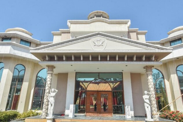 Capital O71153 Svs Hotel