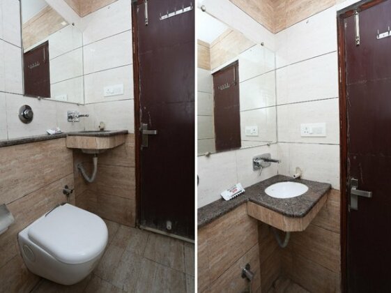 The Maurya's - Photo4