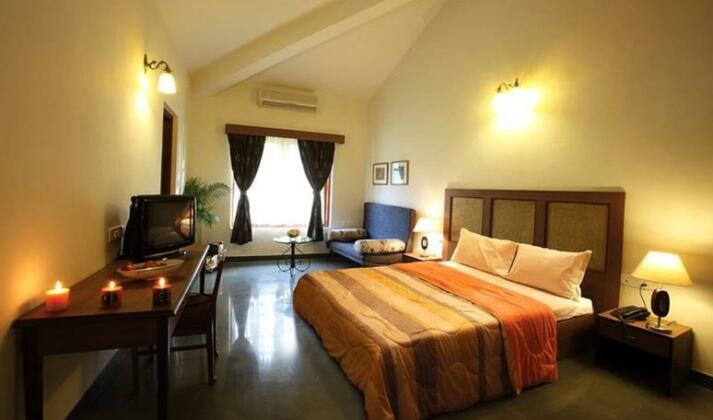 Greenarth Lakeview Resort Sajan - Photo2