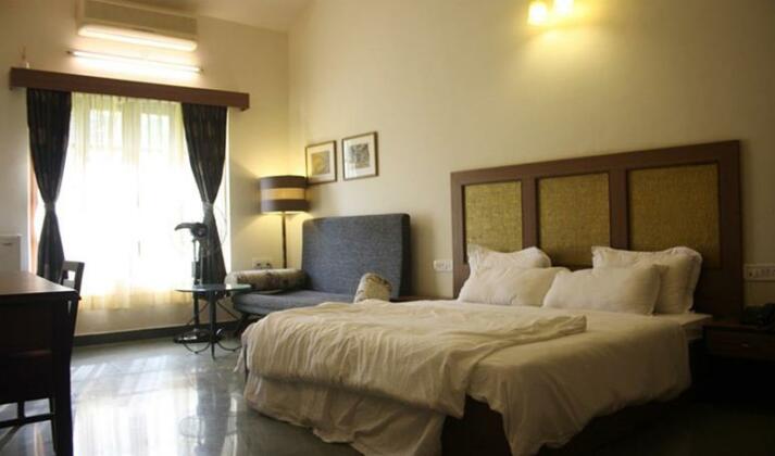 Greenarth Lakeview Resort Sajan - Photo3