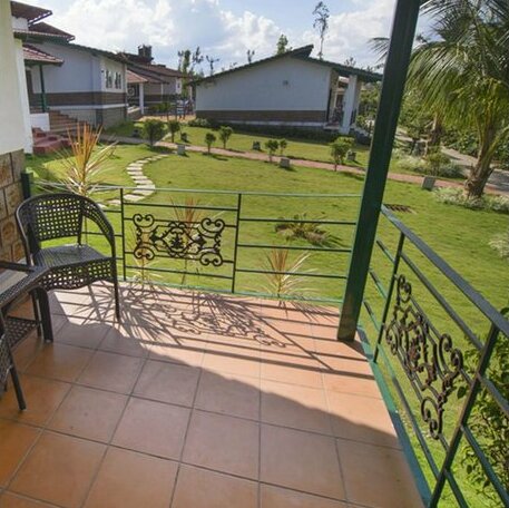 Eka Resort Hallibyle Village - Photo5