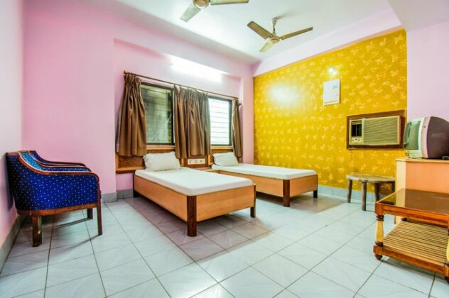 SPOT ON 43695 Hotel Sandhya Premium SPOT - Photo2