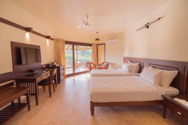 Kyriad Prestige Riverside Amba Ghat - Photo3