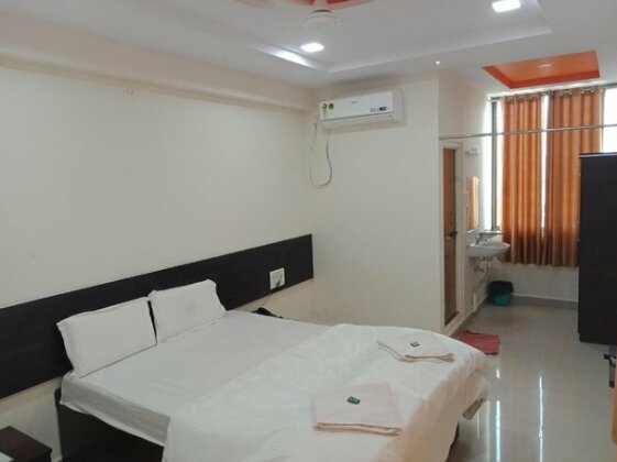 Gurudatta Hotel - Photo4