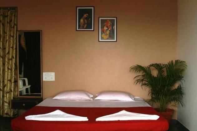 Hotel Anuradha Star Tower - Photo2