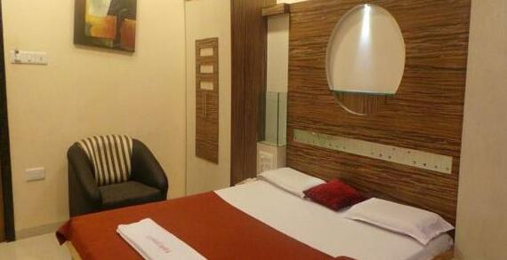 Hotel Royal Residency Executive - Photo2