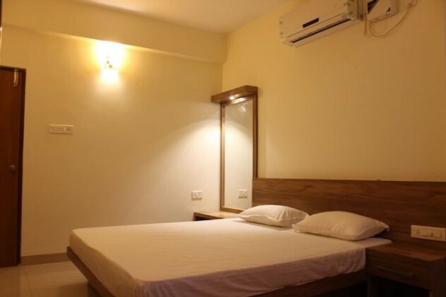 Party 3 BHK North Goa Road - Photo4