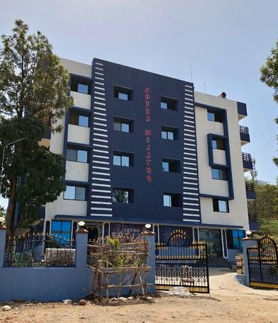 Hotel Hilltop Regency