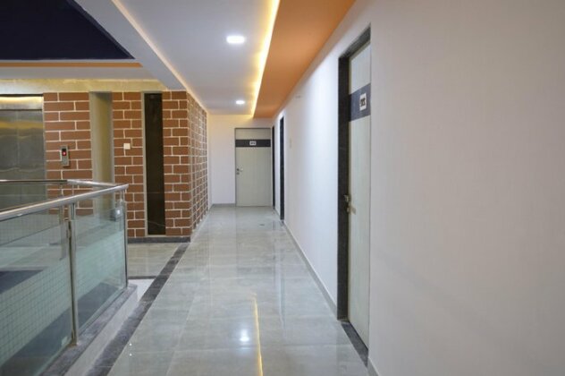 Hotel Hilltop Regency - Photo5