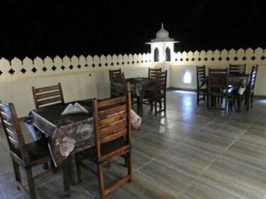 Hotel Dev Palace
