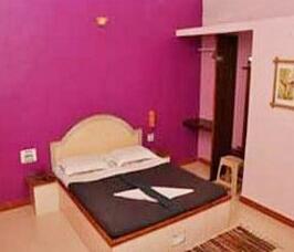 Hotel Whistling Woods - Photo3