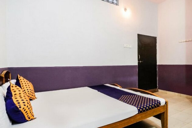SPOT ON 69587 Hotel Aashiyana - Photo4