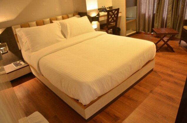 Hotel Aura Shillong - Photo4