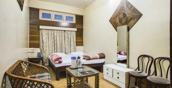Hotel Broadway Shillong - Photo2