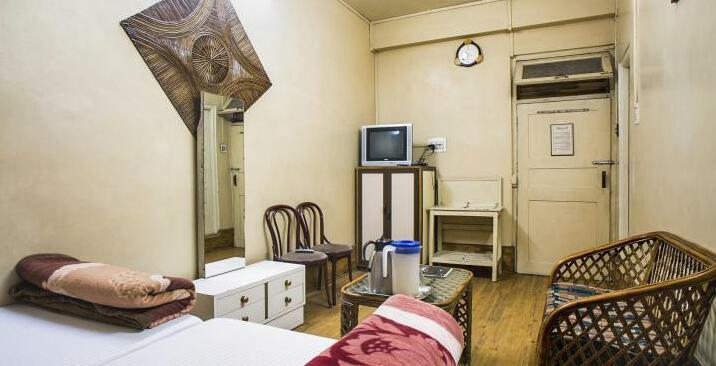 Hotel Broadway Shillong - Photo3