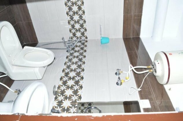 Hotel Embassy Shillong - Photo5