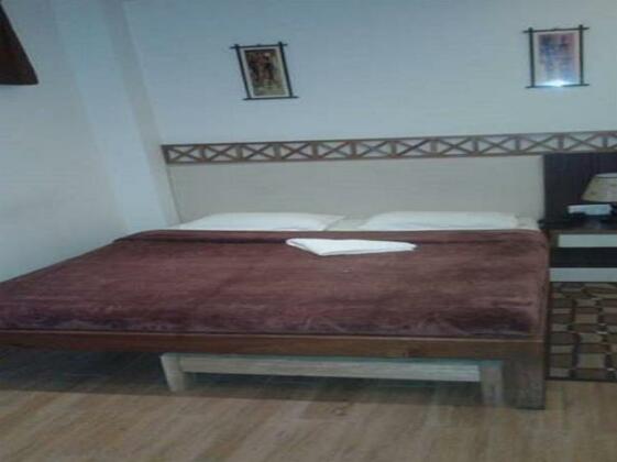  Photo 4