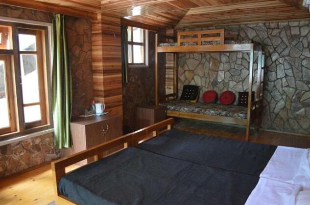 Quinton Enclave - Photo3