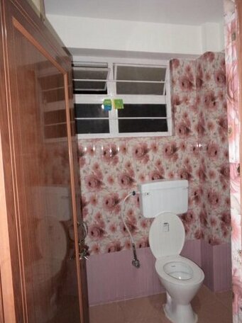 Red Pine Guest House Indians Only - Photo4