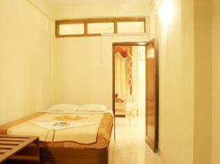 Rohitz Inn - Photo3