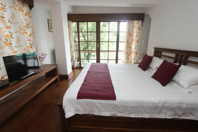 The Pear Tree - Photo4