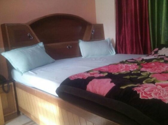 Adb Rooms Hotel C Shimla - Photo3