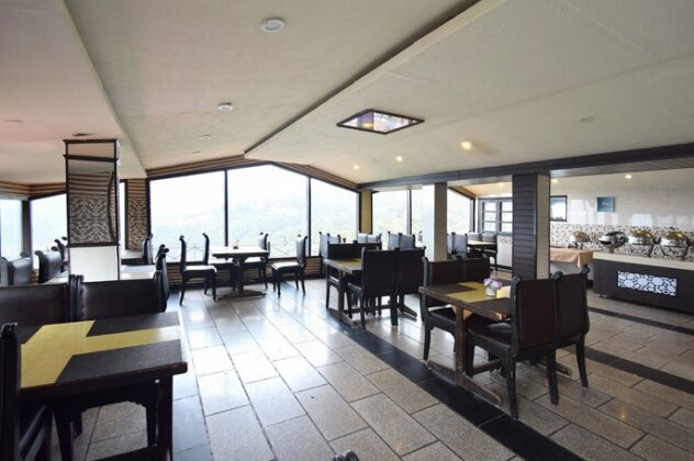 Hotel Aachman Regency - Photo2