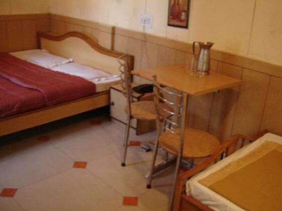 Hotel Hilltop Shimla - Photo5
